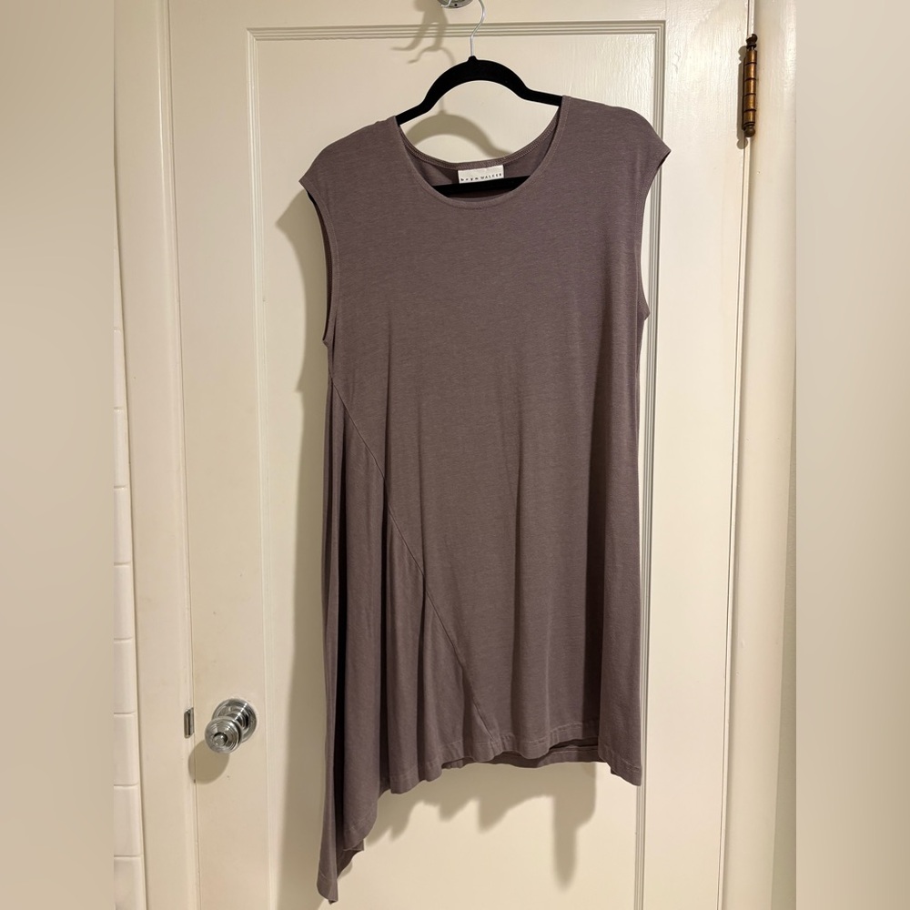 Bryn Walker asymmetrical slight cap sleeve tunic. Grey/brown. Size small.